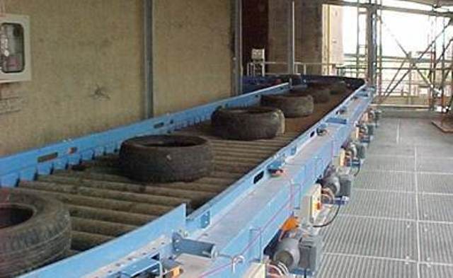 Pneus sur plateau roulant